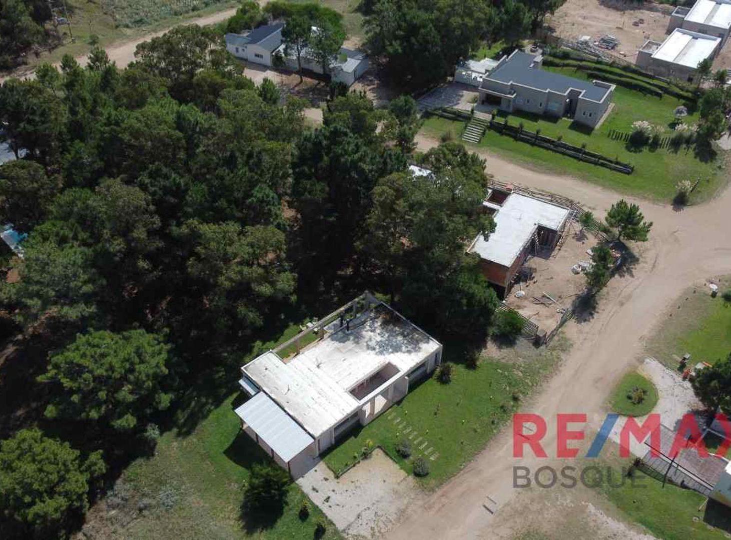 Foto de CASA EN VENTA COSTA ESMERALDA - GAS NATURAL, imagen 2