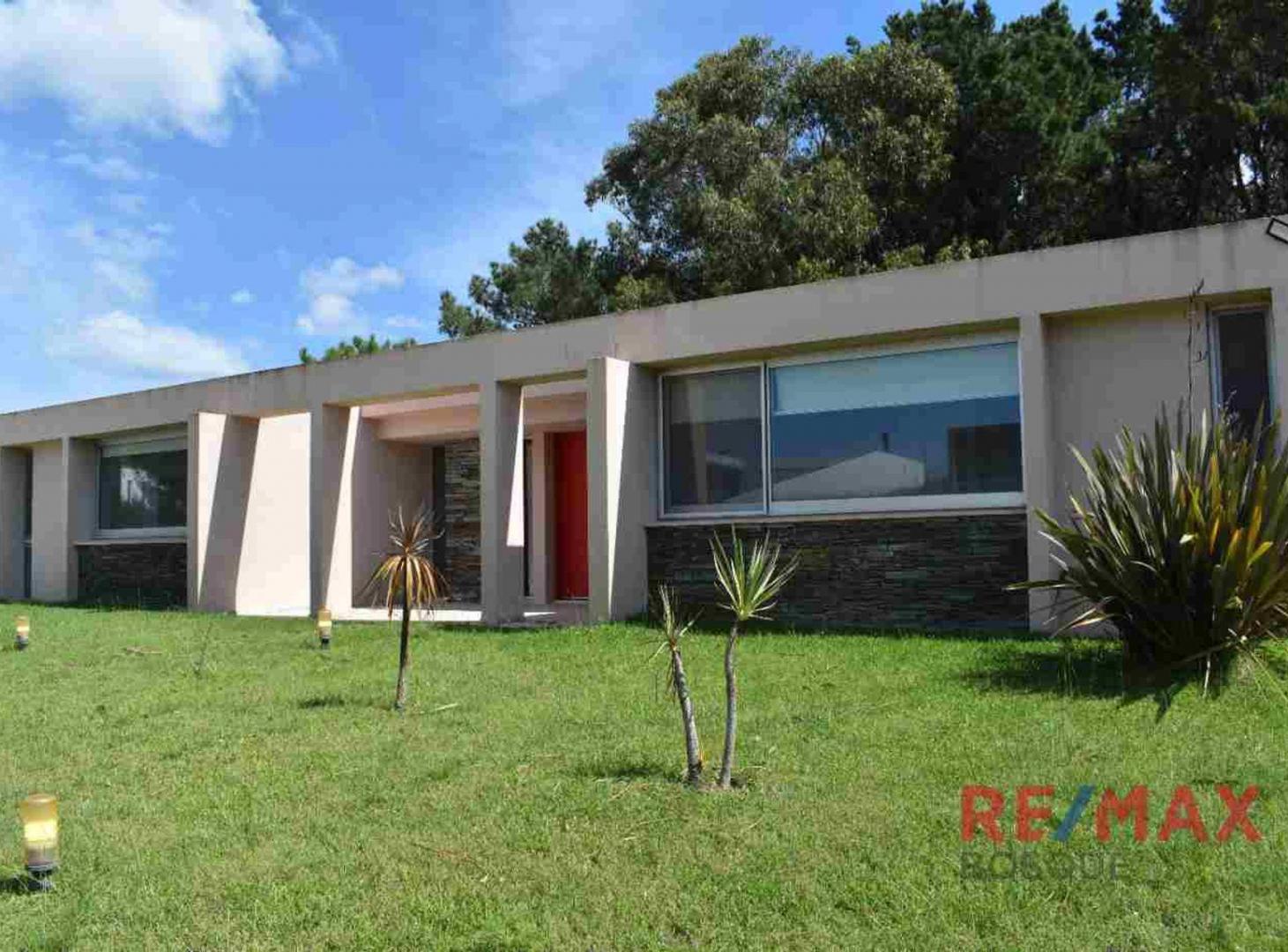 Foto de CASA EN VENTA COSTA ESMERALDA - GAS NATURAL, imagen 1