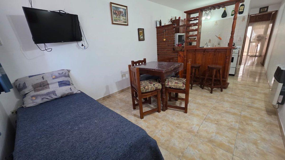 Foto de VENTA DEPARTAMENTO 2 AMBIENTES EN SANTA TERESITA, imagen 2