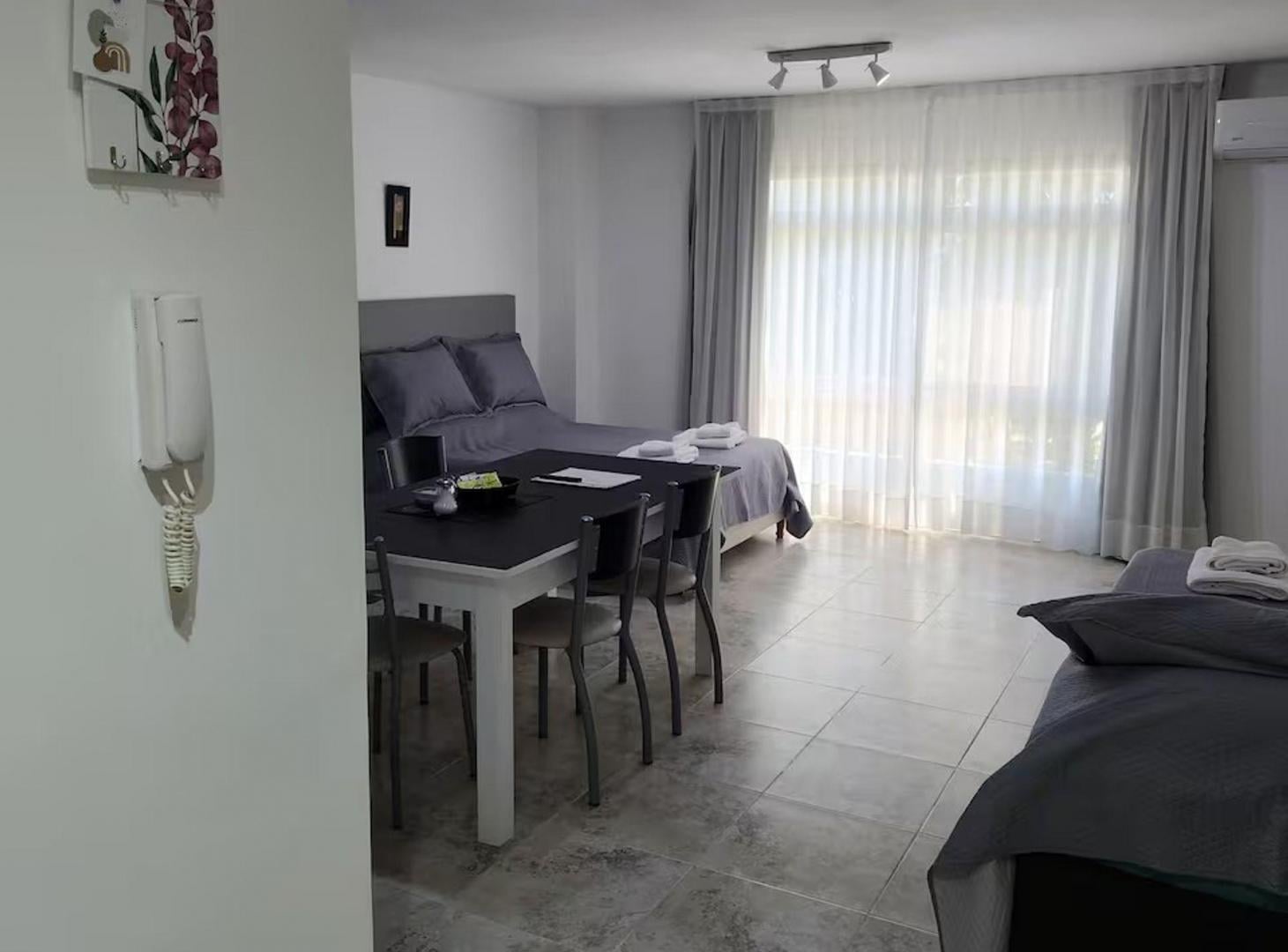 Foto de VENTA DE DEPARTAMENTO EN PINAMAR- A MTS DEL MAR, imagen 1