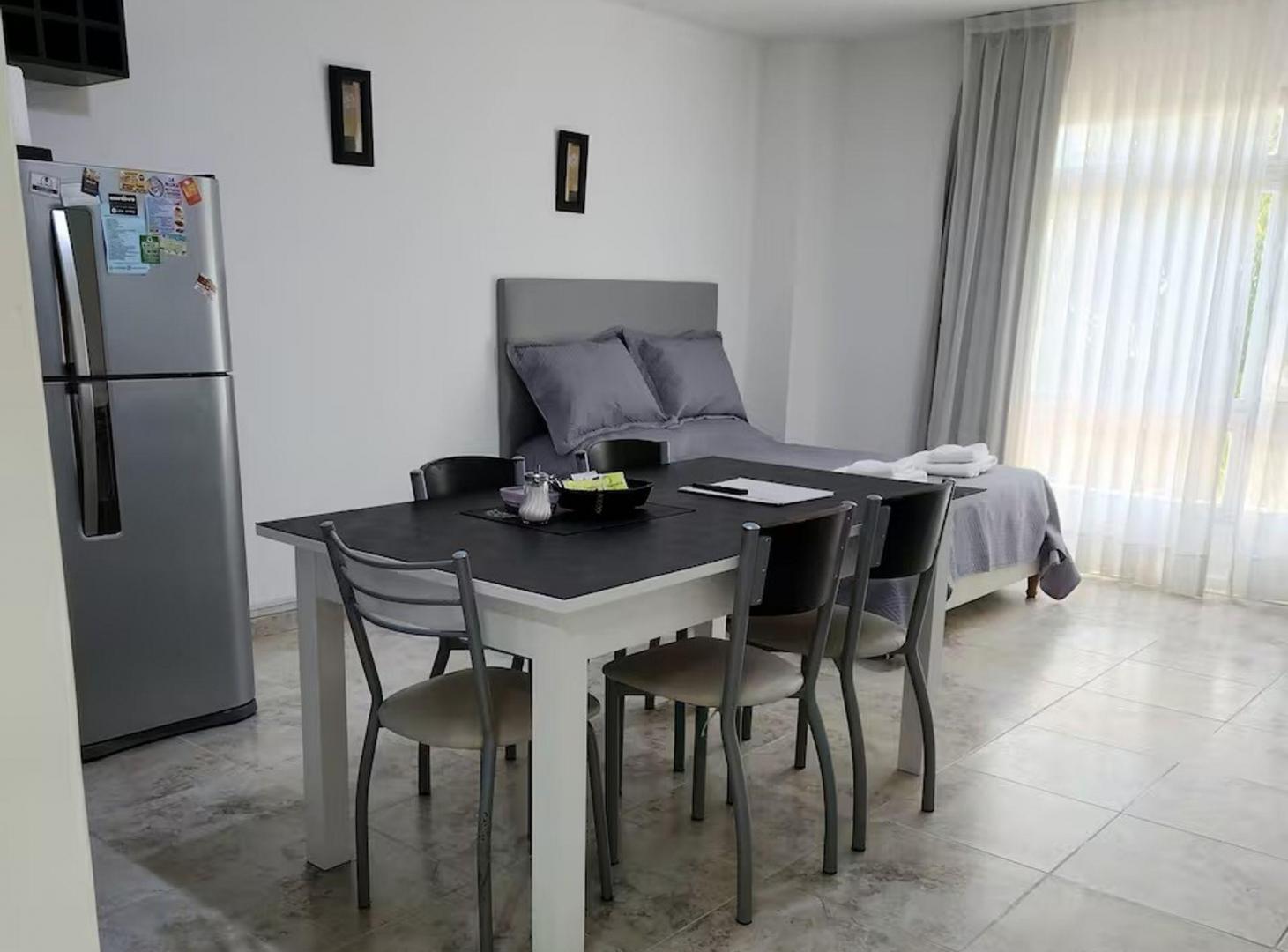 Foto de VENTA DE DEPARTAMENTO EN PINAMAR- A MTS DEL MAR, imagen 2