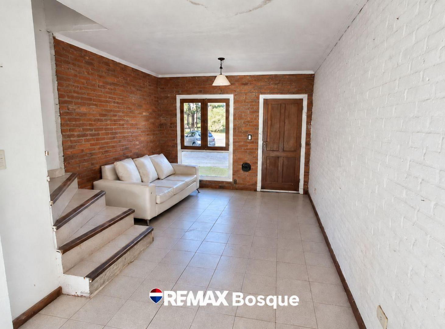 Foto de VENTA DUPLEX PINAMAR BUNGE 4 AMBIENTES, imagen 4