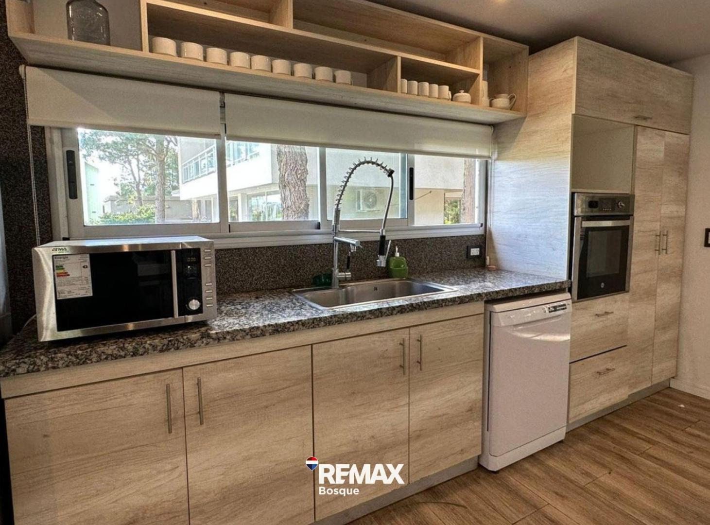 Foto de Casa en alquiler anual Barrio Golf Costa Esmeralda, imagen 4