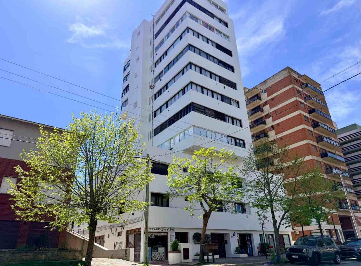 Foto de DEPARTAMENTO 3 AMBIENTES VENTA PINAMAR, imagen 1