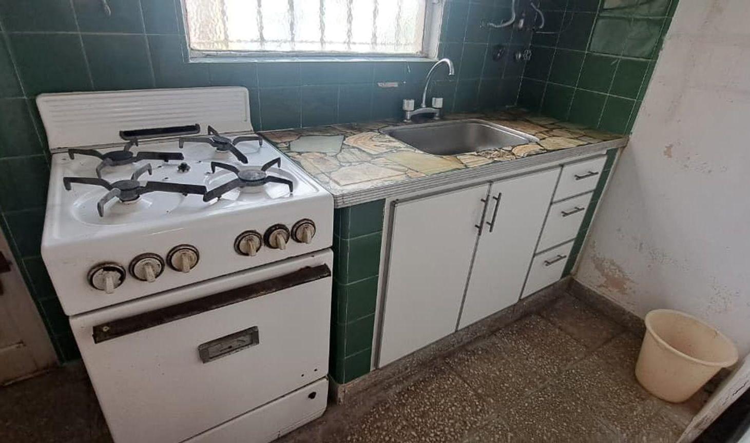Foto de VENTA DE CHALET A REFACCIONAR, imagen 5