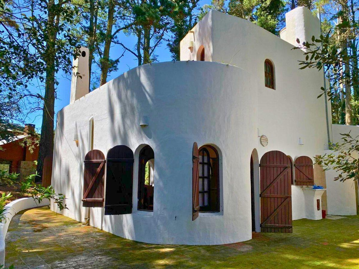 Foto de CASA EN VENTA 6 AMB EN MAR DE LAS PAMPAS, imagen 2