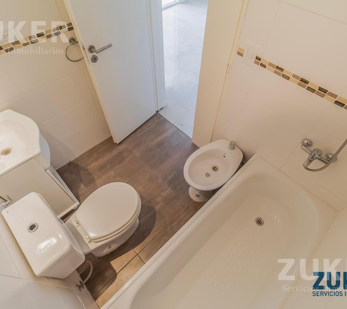 Venta de Departamento a Estrenar de 2 Ambientes en Flores Norte con Balcon Apto Credito 4