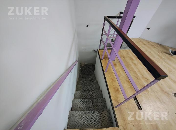Local alquiler Av. Santa Fe esquina Suipacha 5
