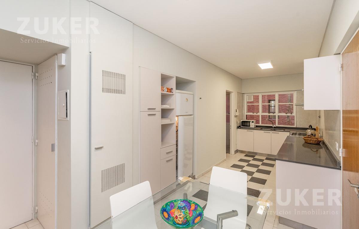 Foto de Piso reciclado de 4 ambientes con dependencia y COCHERA, en ubicación, imagen 3