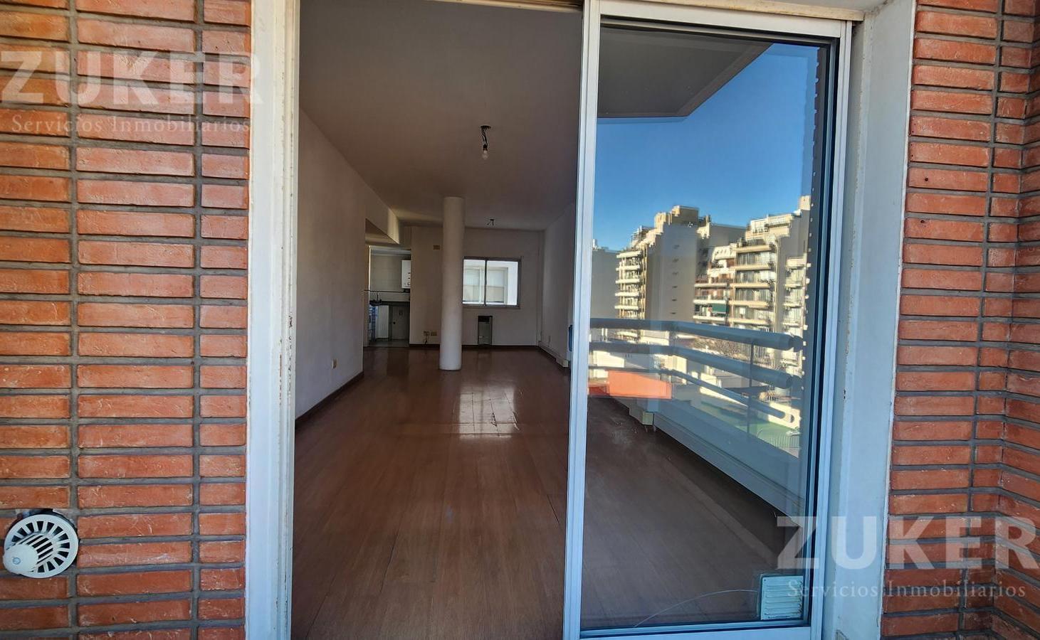 Foto de MONOAMBIENTE con balcón, Apto profesional, excelente ubicación, imagen 2