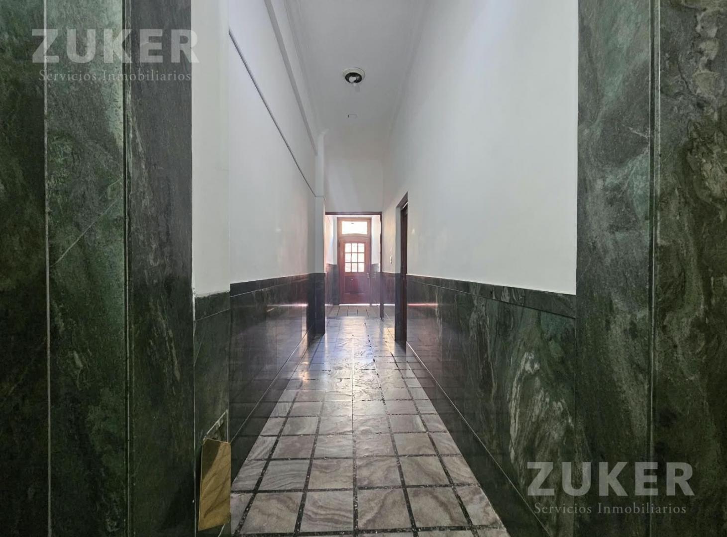 Foto de Departamento 2 ambientes en Venta en Floresta, imagen 1