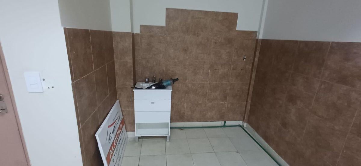 Foto de Local en Excelente Zona de Lomas de Zamora Oeste, imagen 3