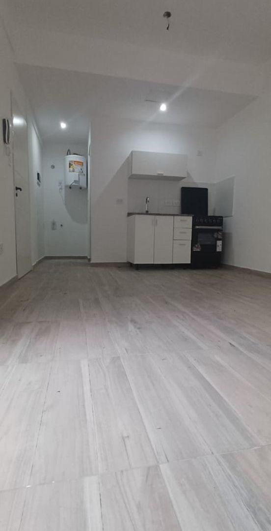 Foto de Monoambiente Con patio, imagen 2