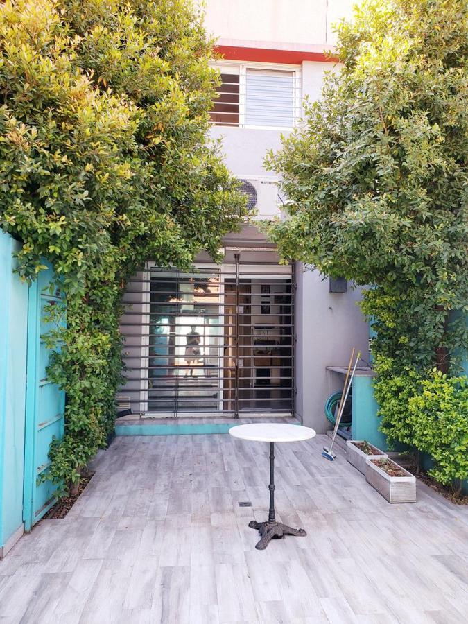 Duplex con 2 Cocheras Patio y Quincho 5
