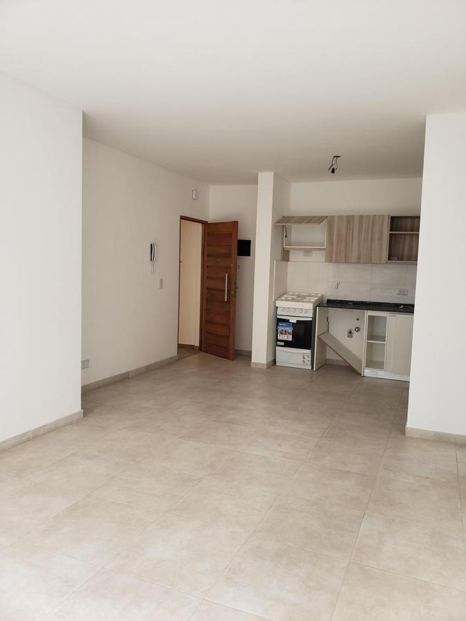 Foto de 3 AMBIENTES CON COCHERA, imagen 4