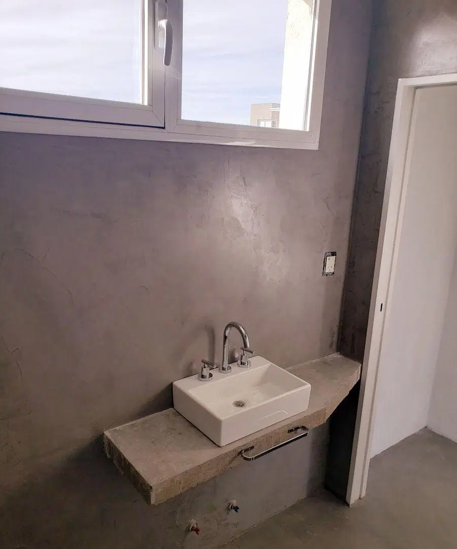 HERMOSO DOS AMBIENTES CON BALCÓN 4