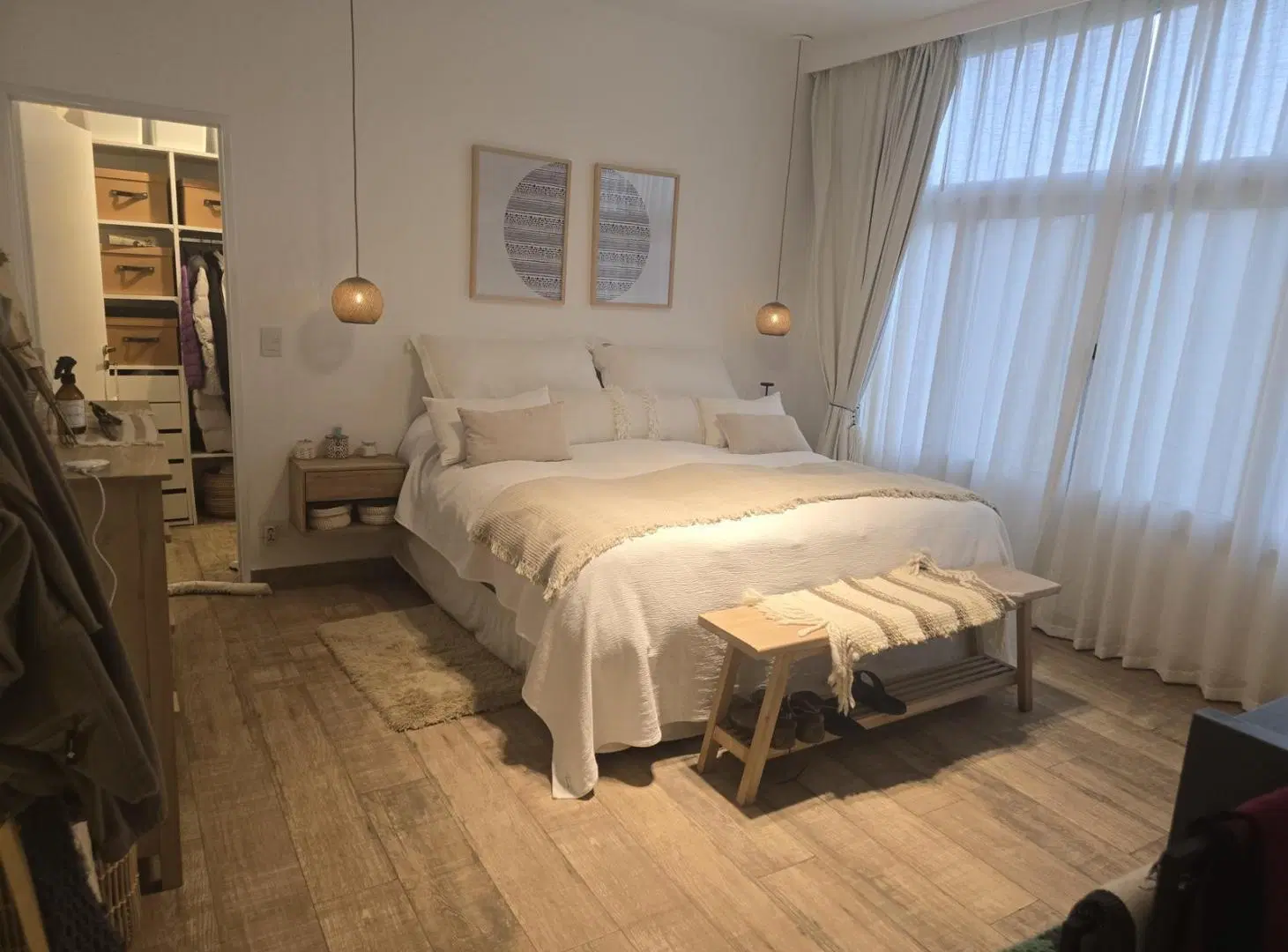Venta casa en una planta. Terreno 2h sobre laguna! Caballeriza. Chacras del Paraná. Seguridad 24 hs. 3