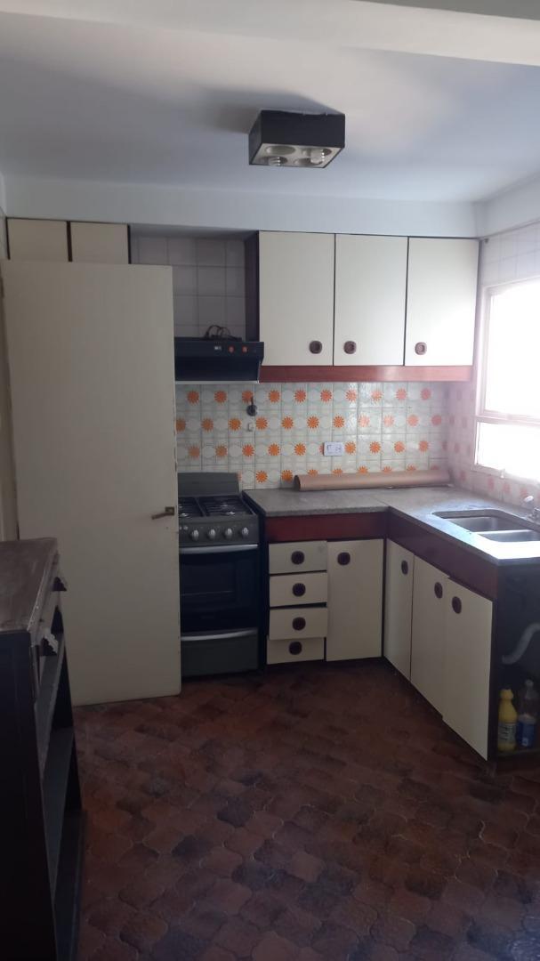 Foto de DPTO. 3 DORMITORIOS en VENTA en VICENTE LÓPEZ!!!, imagen 2