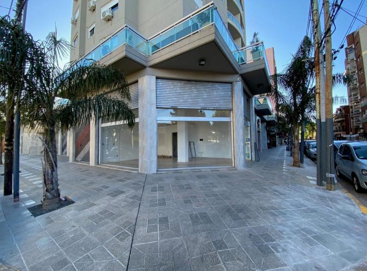 Alquiler Local centrico en Villa Ballester 1