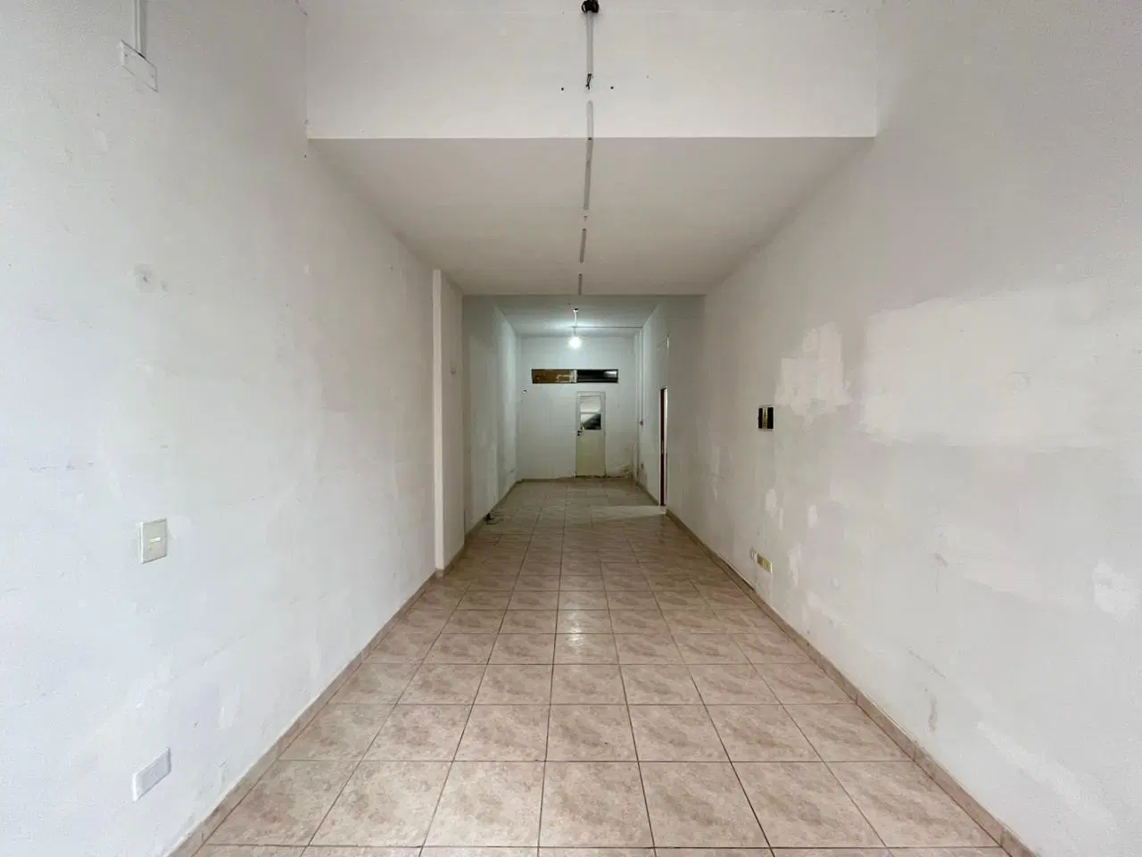 alquiler Local comercial centro villa ballester 3