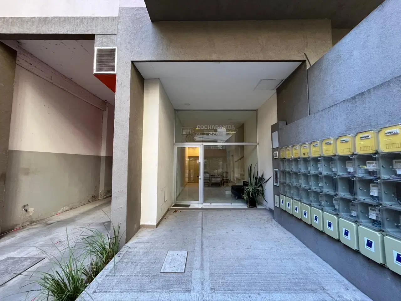 Alquiler Departamento Monoambiente cochera descubierta centro San Martin 3
