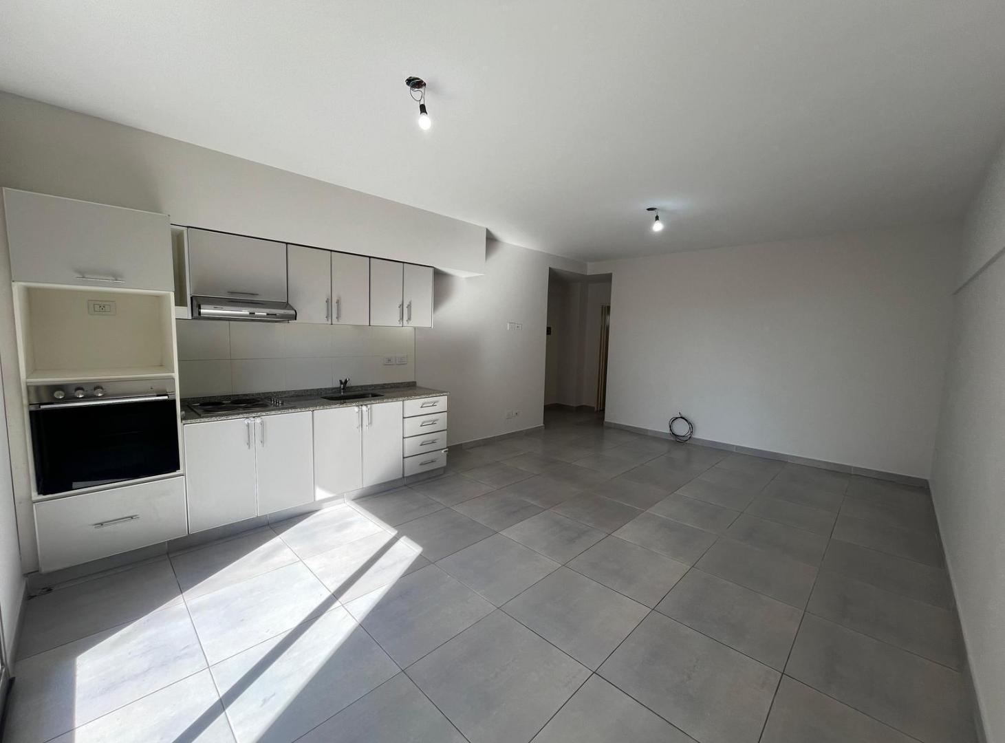 Foto de Alquiler Departamento 2 ambientes Villa Ballester, imagen 3