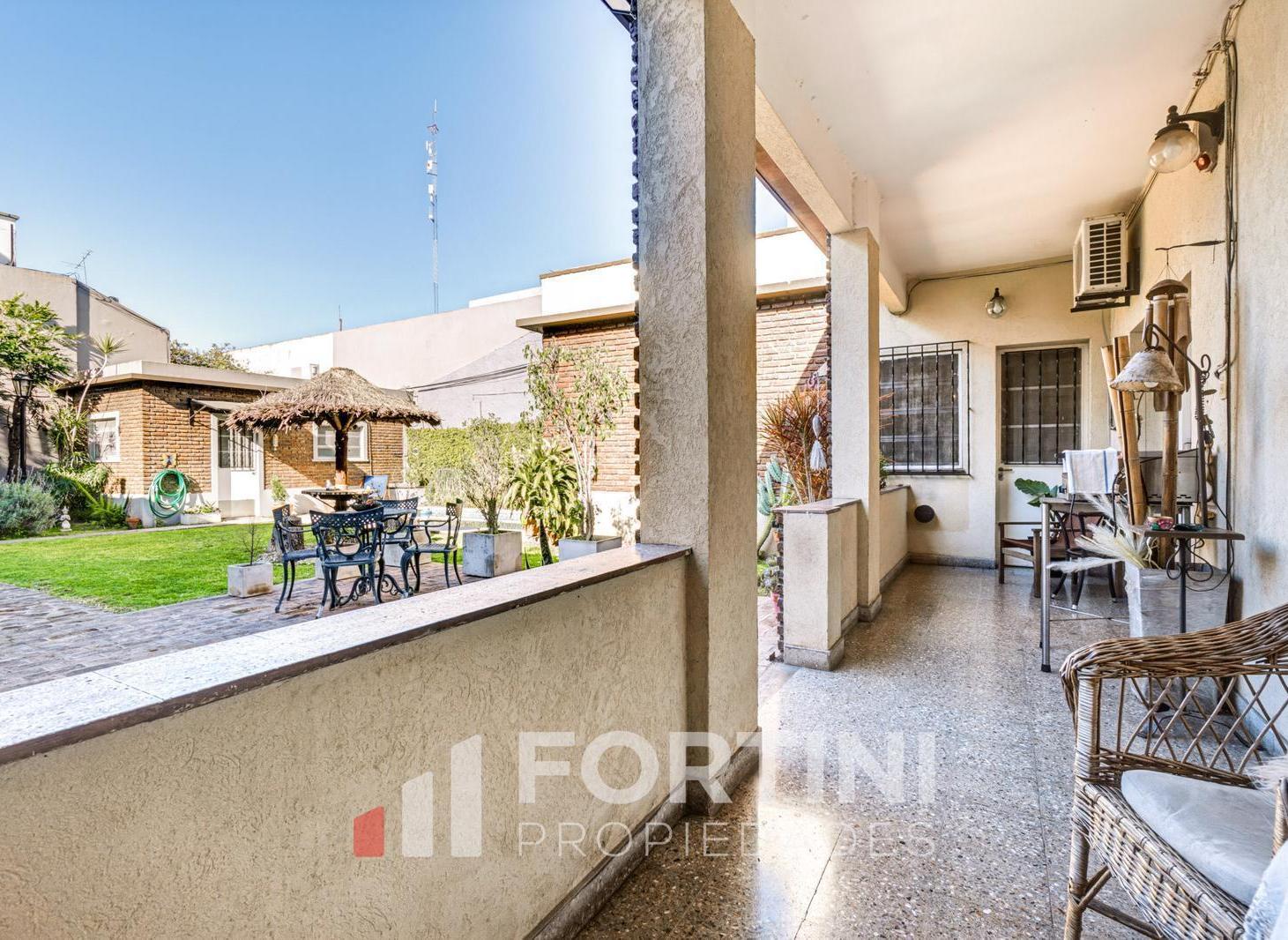 Foto de Venta Casa 3 ambientes centro Villa Ballester, imagen 2