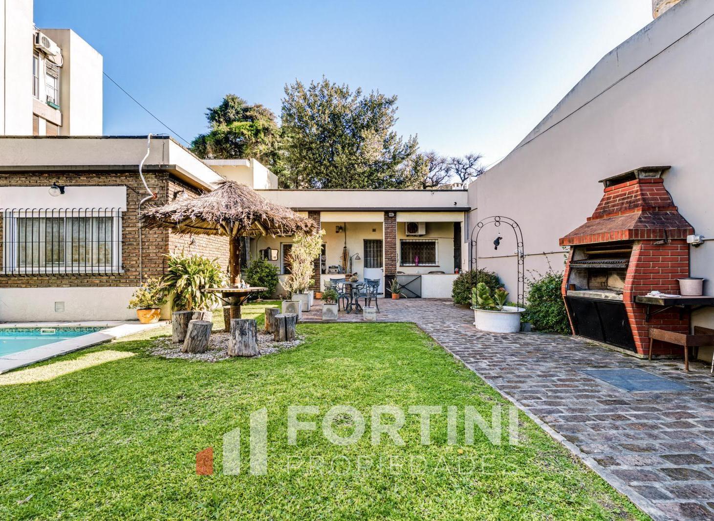Foto de Venta Casa 3 ambientes centro Villa Ballester, imagen 1