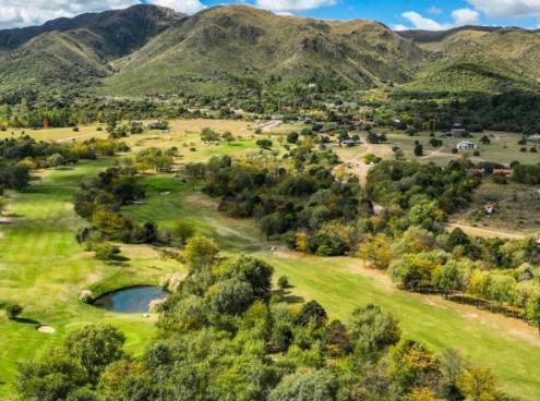 Pueblo Nativo Lotes en Villa Giardino 3