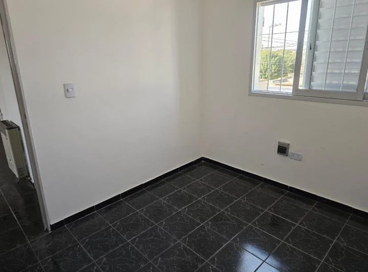 IMPECABLE DEPTO BARRIO EMPALME 5