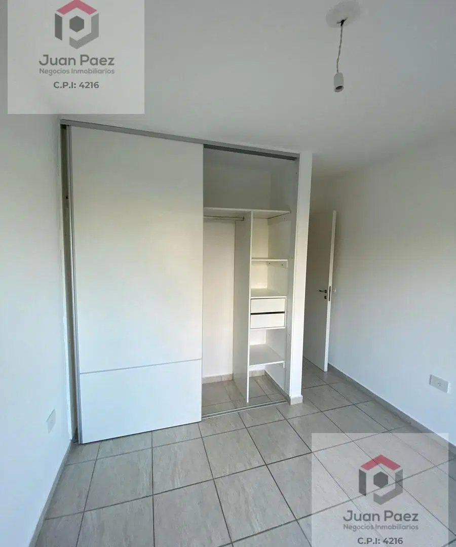 IMPECABLE DEPTO CON BALCON! 5