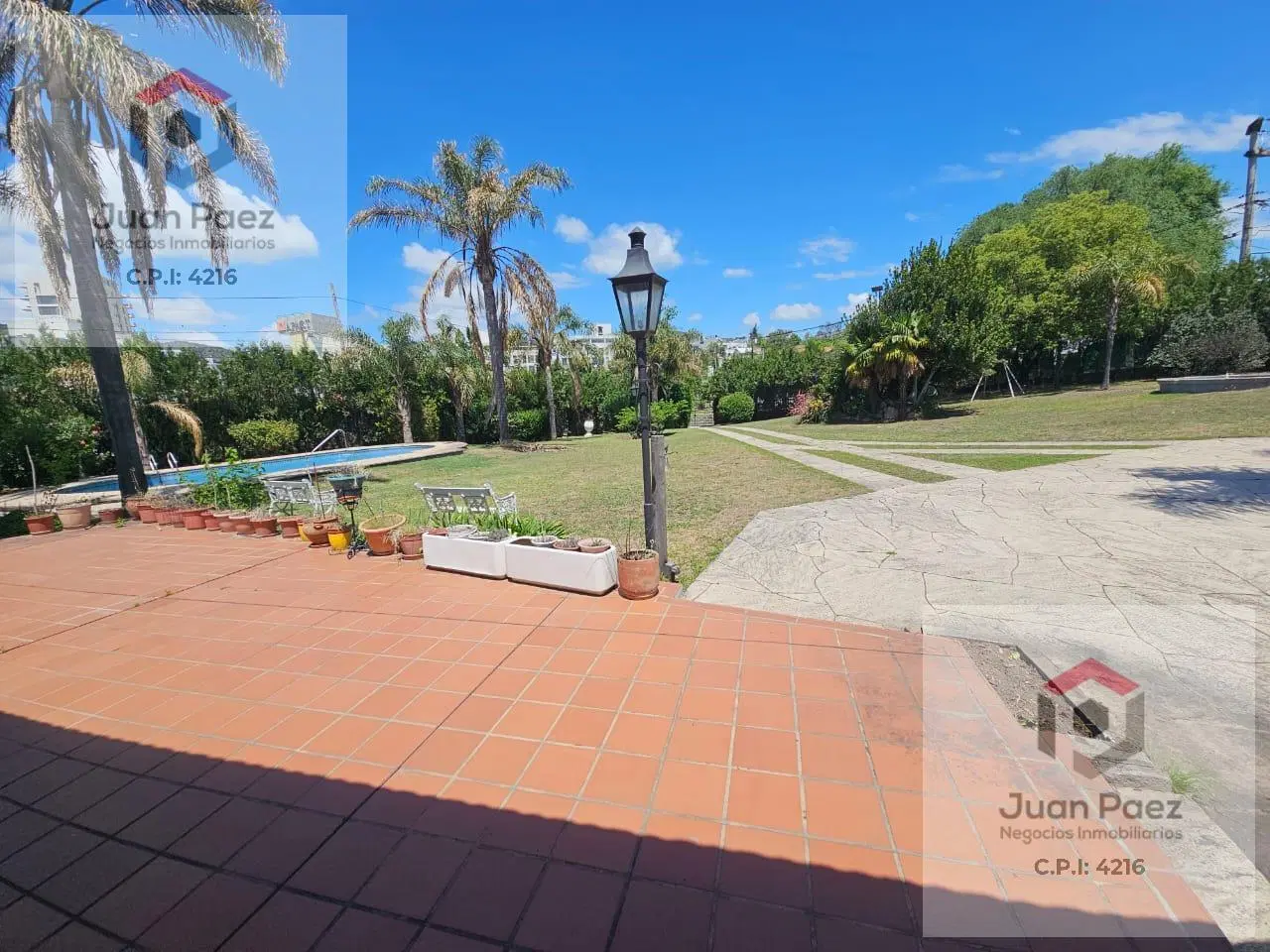 IMPONENTE CASA CENTRO VILLA CARLOS PAZ 3