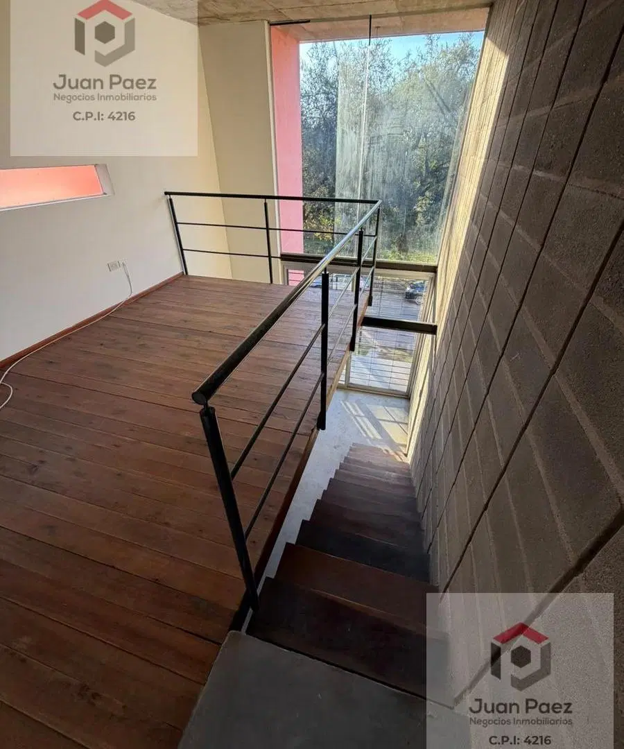TRIPLEX CON COCHERA Y ASADOR 3