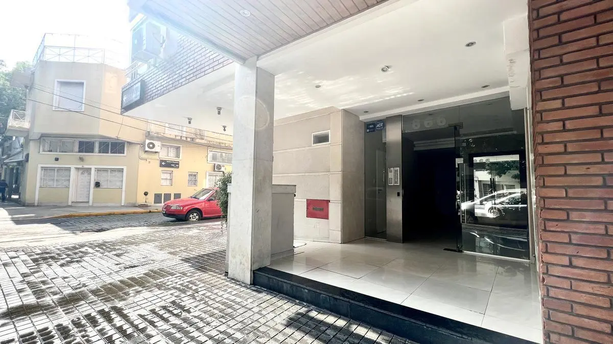 Departamento de 2 ambientes Frente Balcón en Caballito VENTA 2