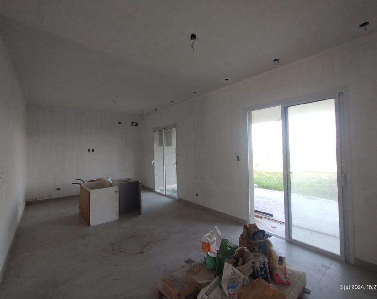 Casa Nueva a Terminar - Yerba Buena 2