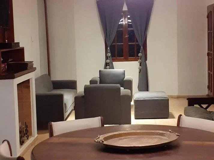 HERMOSA CASA PASAJE JOSE FIERRO 2943 5