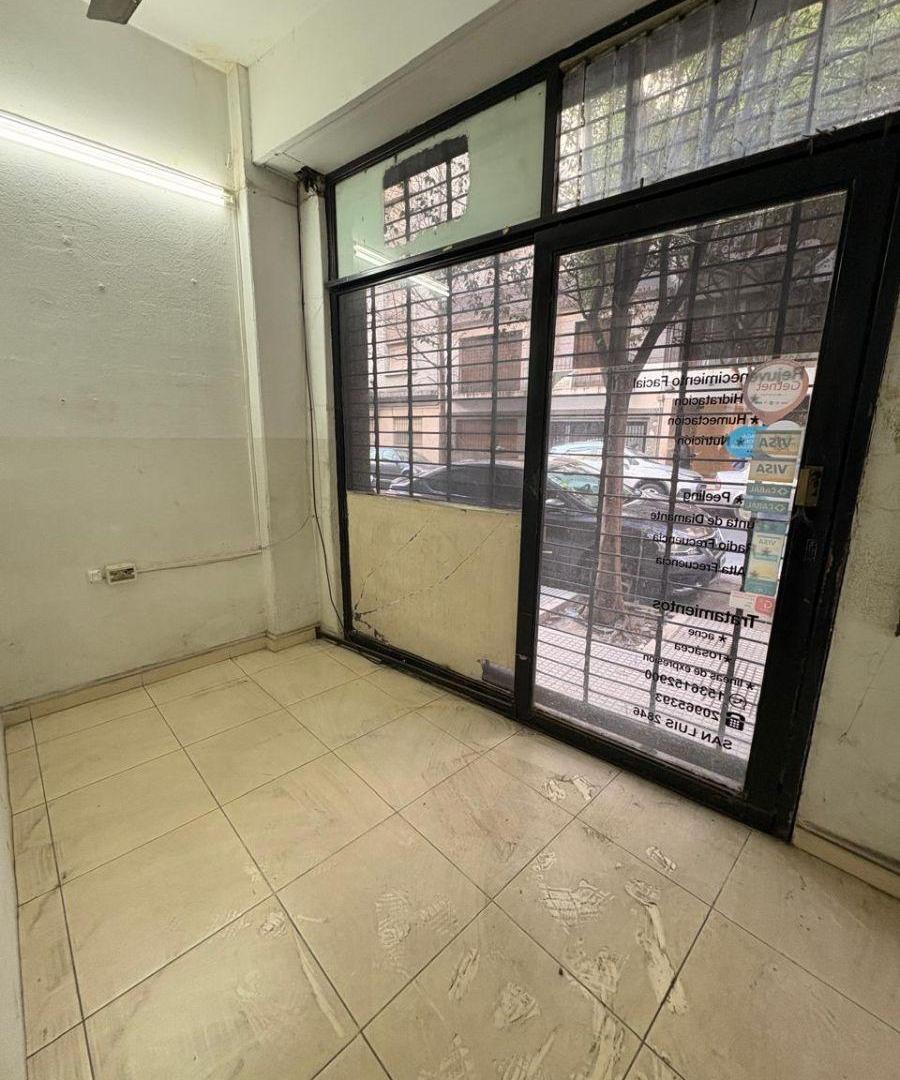 Foto de Local de 25 m² en venta en Balvanera, imagen 1