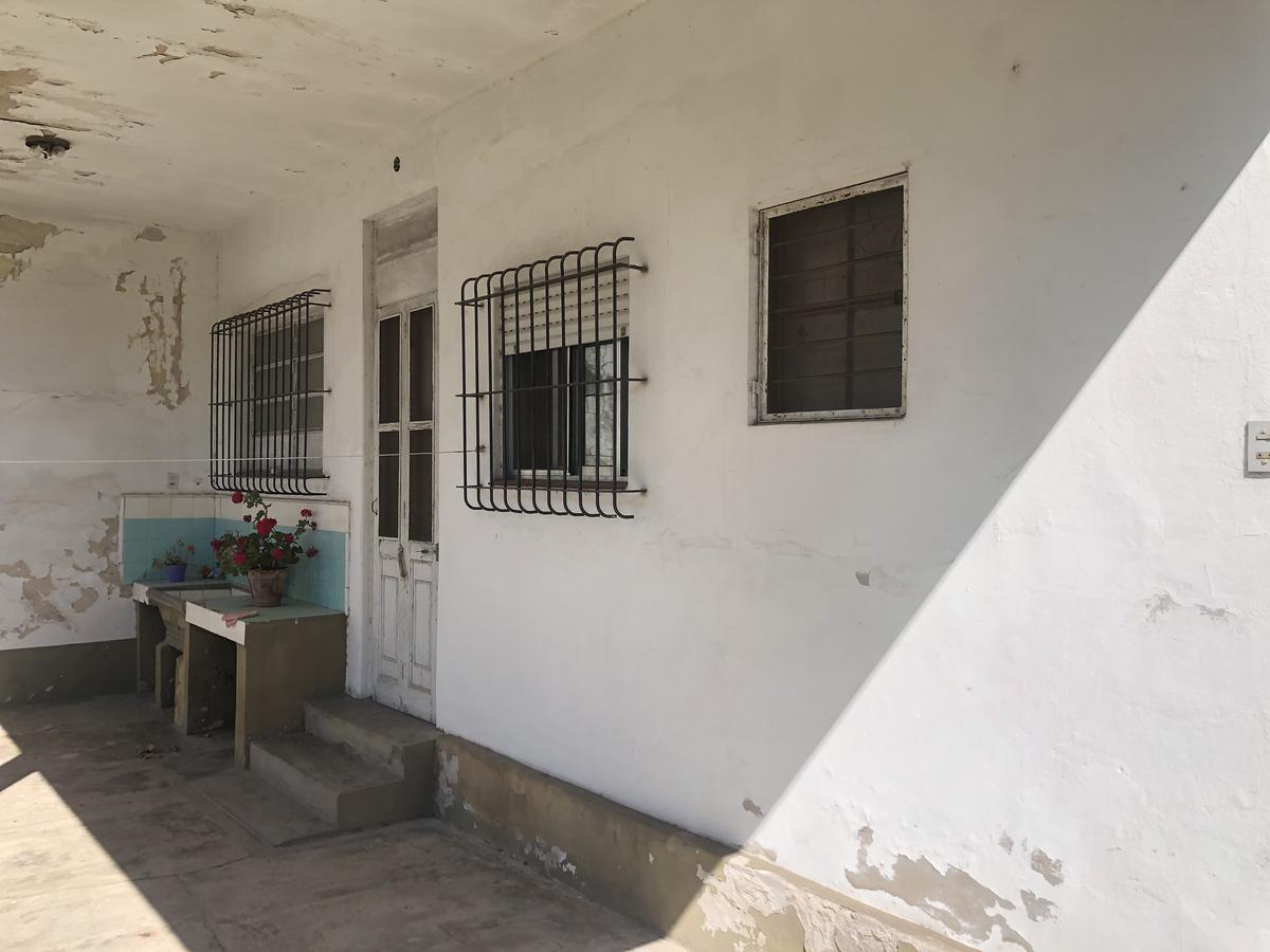 Venta Casa a Reciclar - Tigre, Entre Av Italia y Cazon. 1