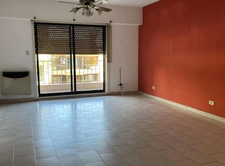 Casa en venta, con JARDIN AL FONDO Y LOCAL AL FRENTE 4