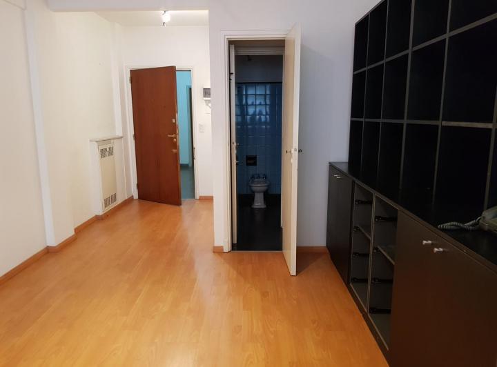 Alquiler Oficina - Tribunales- 36mt2 con baño propio- 2 despachos 2