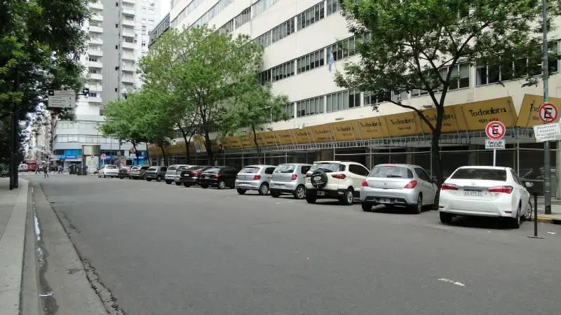 ALQUILER Oficina en Tribunales 5