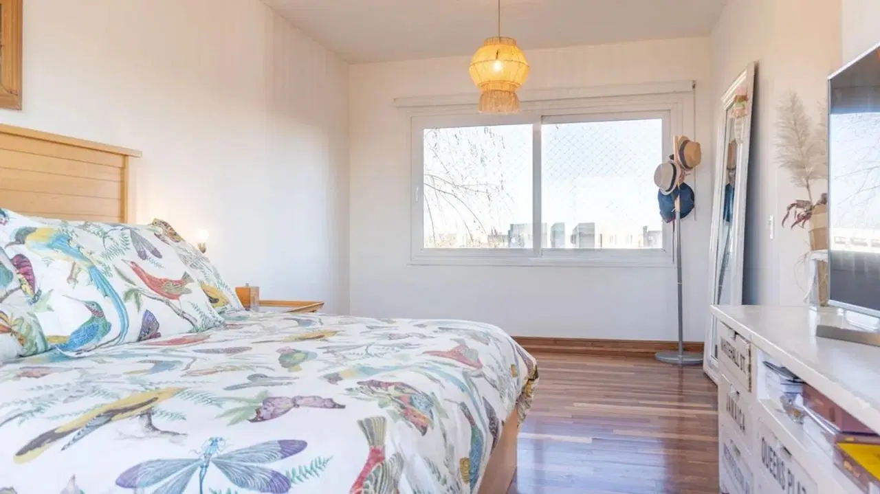 Casa en venta en Islas con pileta sobre lote interno 8