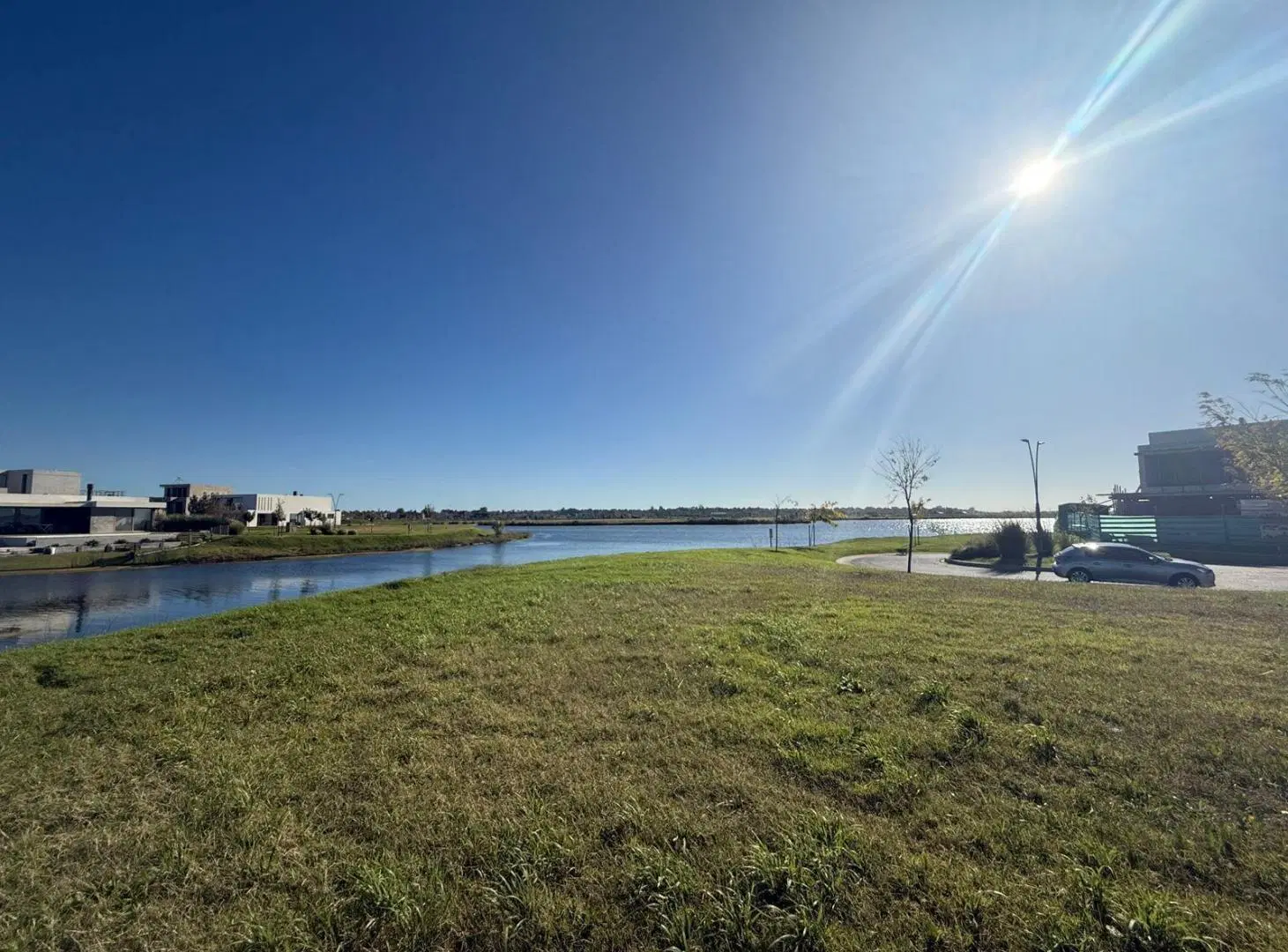 Lote en venta en Costas Puertos del Lago con costas en todo su entorno al lago central 3