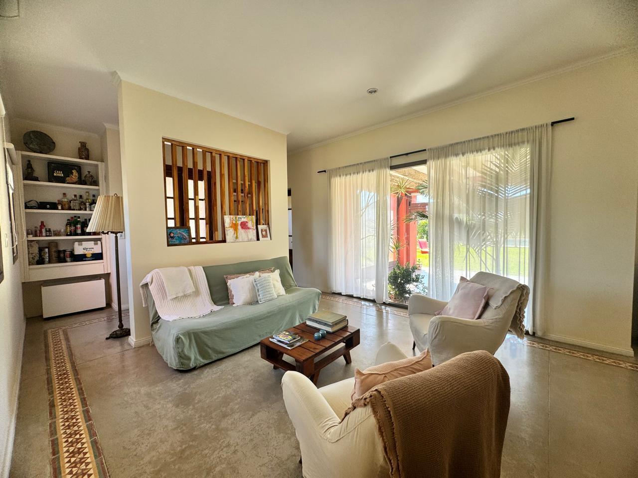 Foto de Casa en venta y alquiler anual en El Canton Islas de 4 ambientes, imagen 3