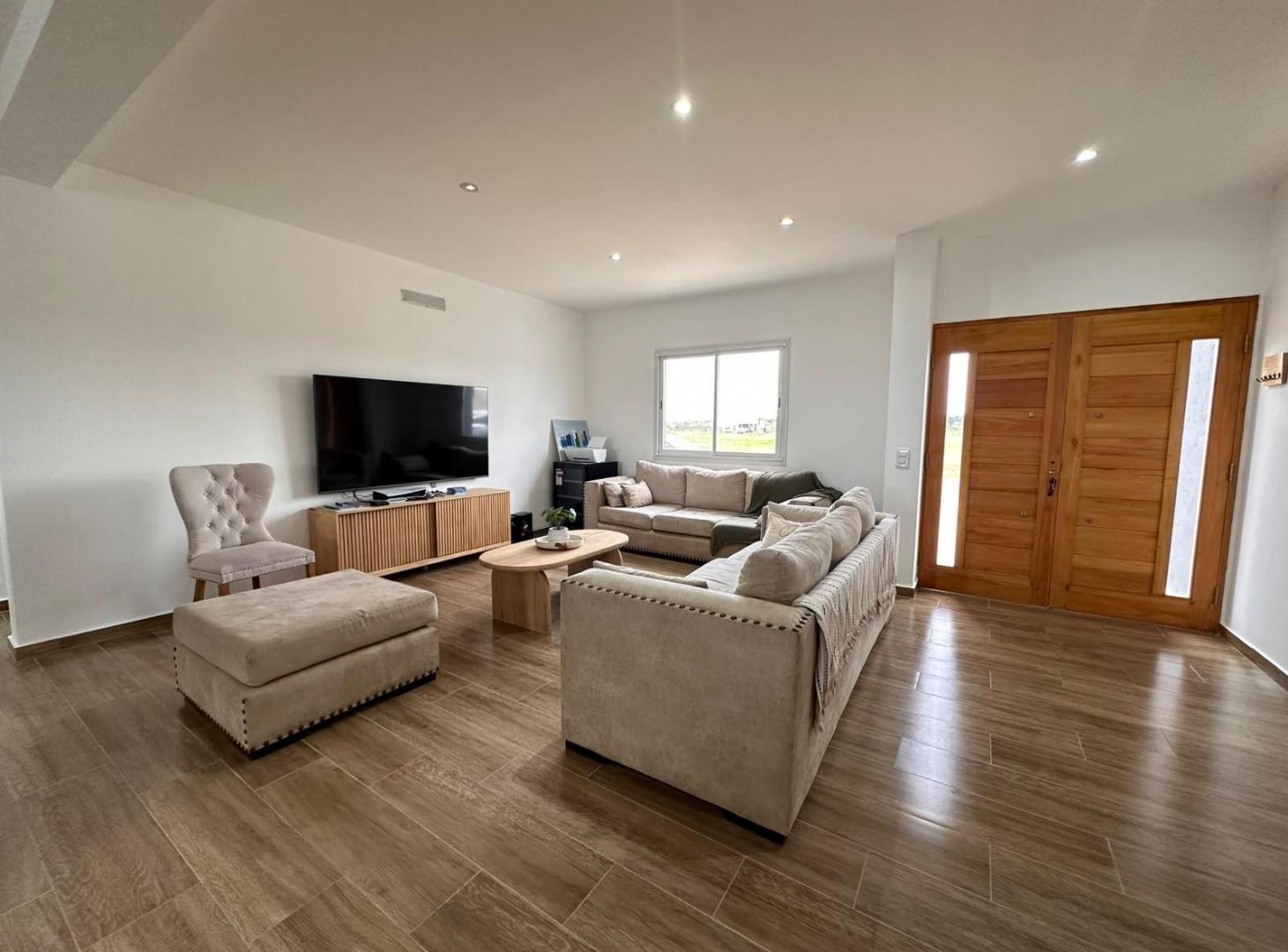 Foto de Casa en venta en Naudir Delta al Rio, con orientación Noroeste pileta, imagen 2
