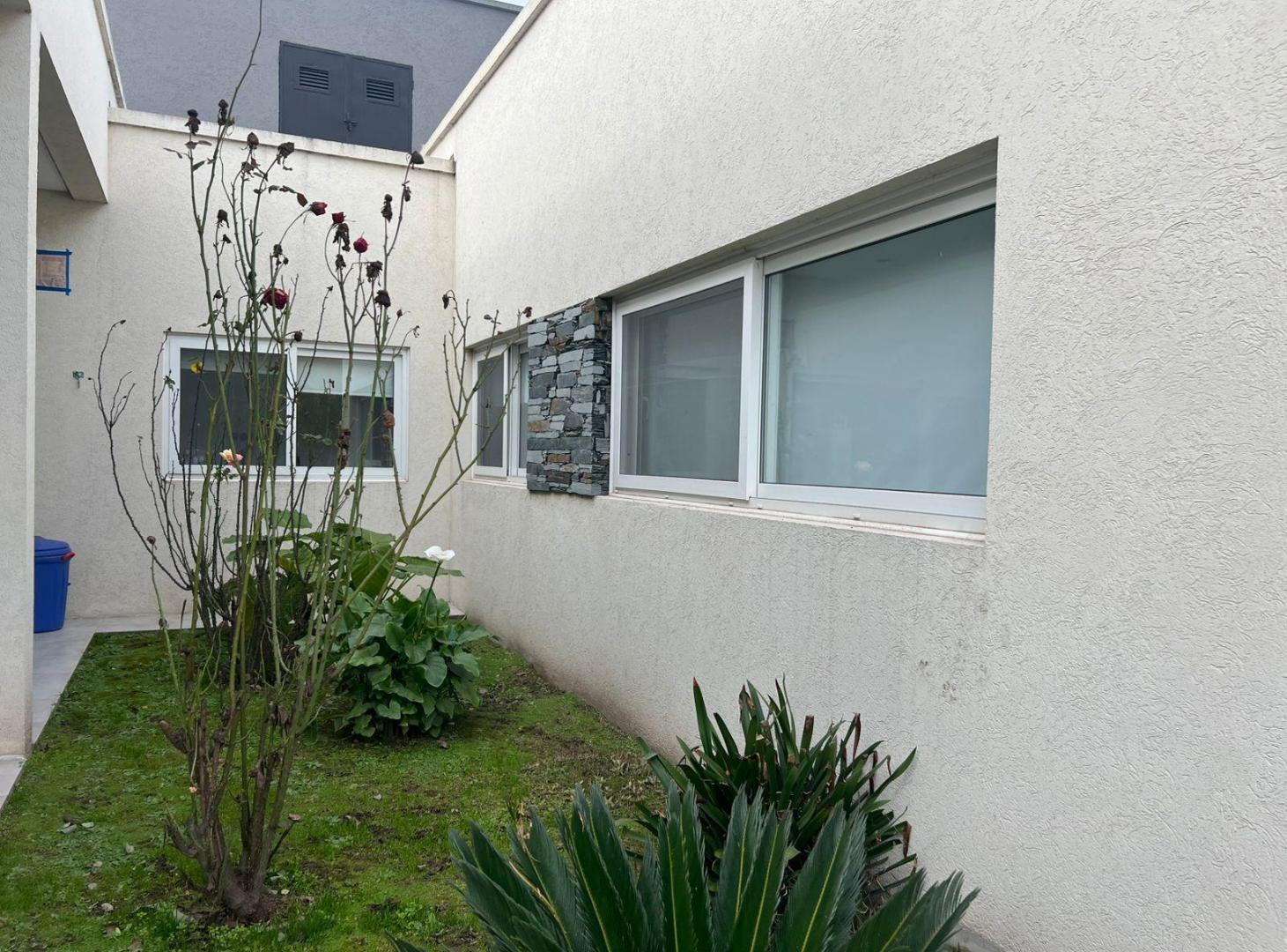 Foto de Casa en venta de 5 ambientes con pileta en El Canton Norte, imagen 4