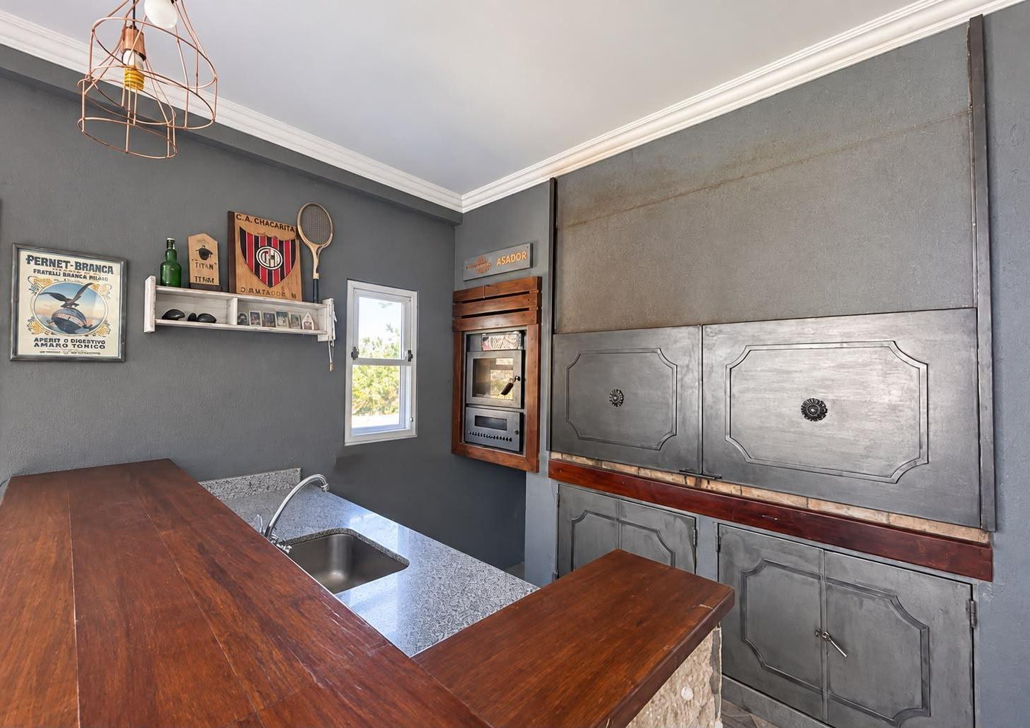 Foto de Casa en venta de 6 ambientes en San Matias con pileta y galeria cerrada, imagen 4