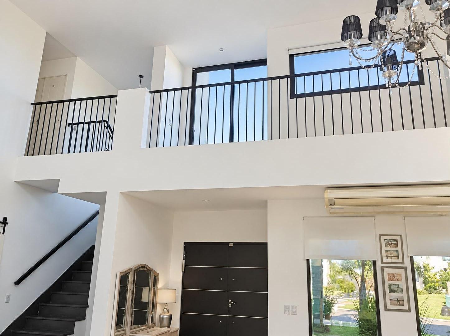 Foto de Casa en venta de 6 ambientes en San Matias con pileta y galeria cerrada, imagen 2