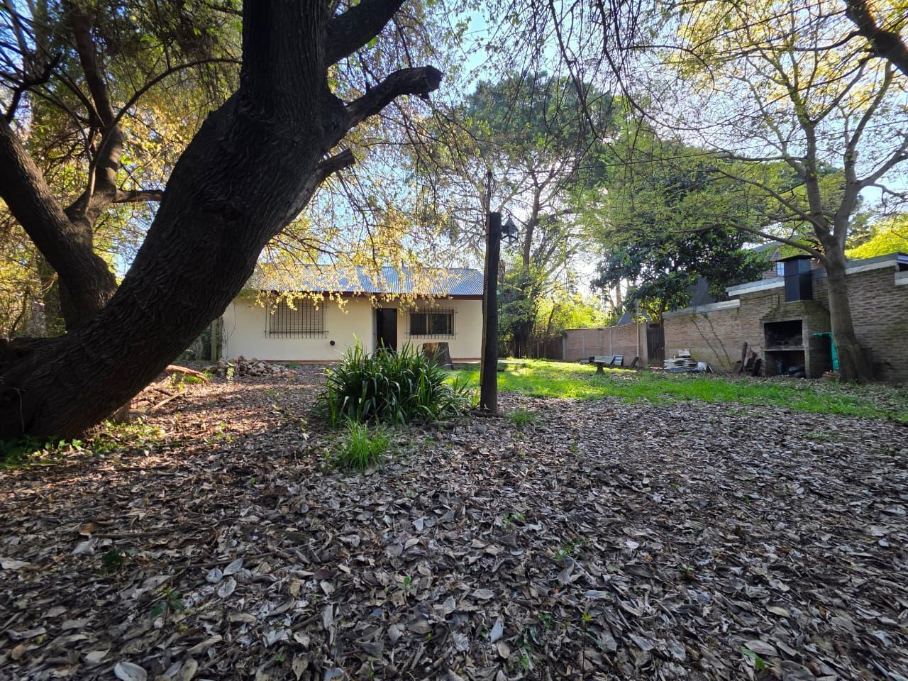 Foto de Venta Casa 2 dorm- Gran terreno- Excelente ubicacion a 4 cuadras de, imagen 1