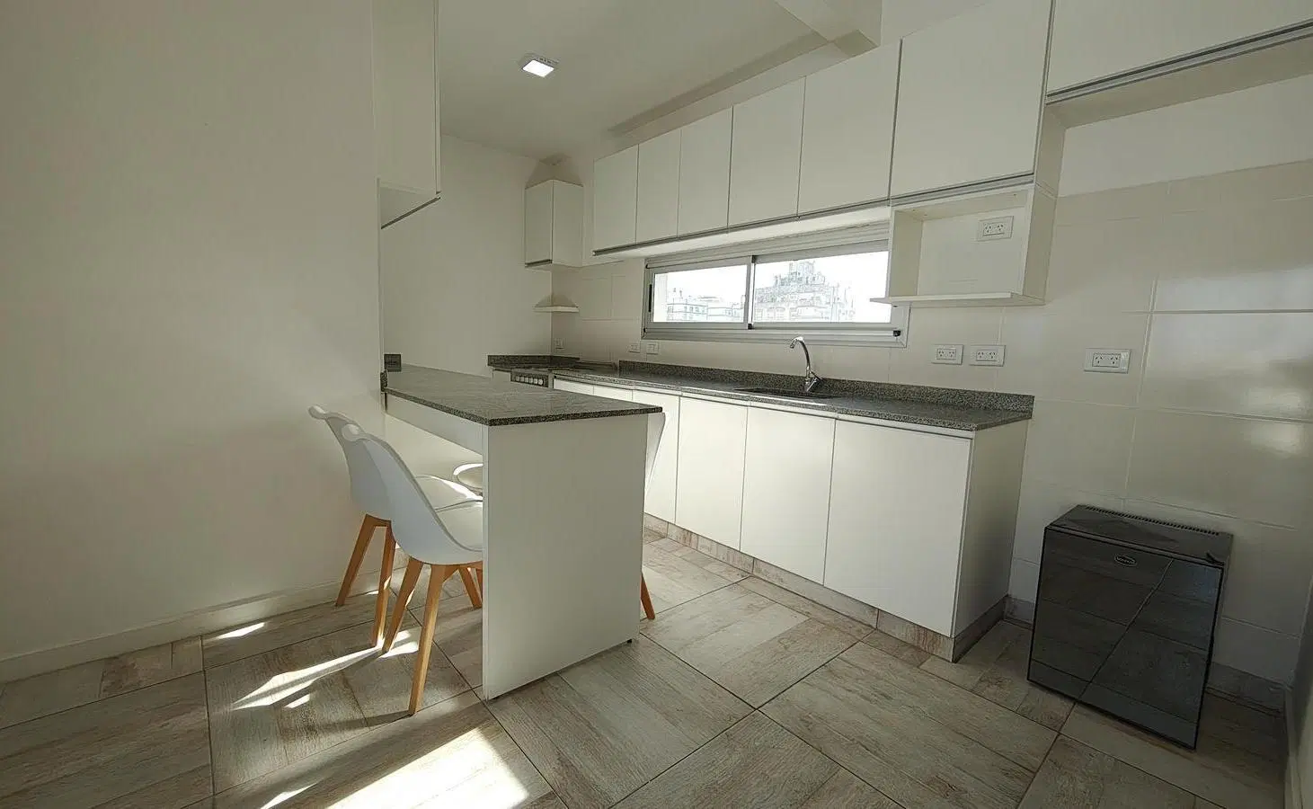 Departamento piso alto con amplia vista en Núñez 5